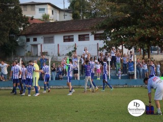 
<a style='margin-left: 5px;' class='btn btn-xs btn-social btn-facebook' href='https://www.facebook.com/sharer/sharer.php?u=https://www.boladovale.com.br/imgs/800-800-90/conteudo/fotos/1883/img9615.jpg' rel='popup' data-width='500' data-height='400'><i class='fa fa-facebook'></i>Compartilhar <span class='hidden-xs'>no Facebook</span>
</a> 
<a class='btn btn-default btn-xs' target='_blank' href='imgs/800-800-90/conteudo/fotos/1883/img9615.jpg'>
<span class='glyphicon glyphicon-cloud-download'></span> Salvar
</a> 
<span></span>