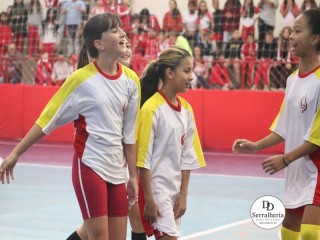 
<a style='margin-left: 5px;' class='btn btn-xs btn-social btn-facebook' href='https://www.facebook.com/sharer/sharer.php?u=https://www.boladovale.com.br/imgs/800-800-90/conteudo/fotos/1884/img9659.jpg' rel='popup' data-width='500' data-height='400'><i class='fa fa-facebook'></i>Compartilhar <span class='hidden-xs'>no Facebook</span>
</a> 
<a class='btn btn-default btn-xs' target='_blank' href='imgs/800-800-90/conteudo/fotos/1884/img9659.jpg'>
<span class='glyphicon glyphicon-cloud-download'></span> Salvar
</a> 
<span></span>
