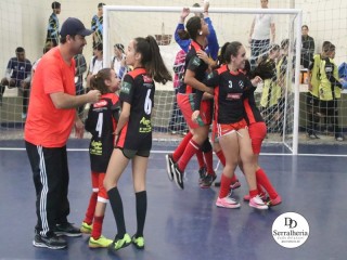 
<a style='margin-left: 5px;' class='btn btn-xs btn-social btn-facebook' href='https://www.facebook.com/sharer/sharer.php?u=https://www.boladovale.com.br/imgs/800-800-90/conteudo/fotos/1885/img9999-4.jpg' rel='popup' data-width='500' data-height='400'><i class='fa fa-facebook'></i>Compartilhar <span class='hidden-xs'>no Facebook</span>
</a> 
<a class='btn btn-default btn-xs' target='_blank' href='imgs/800-800-90/conteudo/fotos/1885/img9999-4.jpg'>
<span class='glyphicon glyphicon-cloud-download'></span> Salvar
</a> 
<span></span>