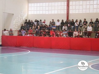 
<a style='margin-left: 5px;' class='btn btn-xs btn-social btn-facebook' href='https://www.facebook.com/sharer/sharer.php?u=https://www.boladovale.com.br/imgs/800-800-90/conteudo/fotos/1886/img9999-133.jpg' rel='popup' data-width='500' data-height='400'><i class='fa fa-facebook'></i>Compartilhar <span class='hidden-xs'>no Facebook</span>
</a> 
<a class='btn btn-default btn-xs' target='_blank' href='imgs/800-800-90/conteudo/fotos/1886/img9999-133.jpg'>
<span class='glyphicon glyphicon-cloud-download'></span> Salvar
</a> 
<span></span>
