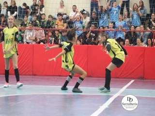 
<a style='margin-left: 5px;' class='btn btn-xs btn-social btn-facebook' href='https://www.facebook.com/sharer/sharer.php?u=https://www.boladovale.com.br/imgs/800-800-90/conteudo/fotos/1886/img9999-152.jpg' rel='popup' data-width='500' data-height='400'><i class='fa fa-facebook'></i>Compartilhar <span class='hidden-xs'>no Facebook</span>
</a> 
<a class='btn btn-default btn-xs' target='_blank' href='imgs/800-800-90/conteudo/fotos/1886/img9999-152.jpg'>
<span class='glyphicon glyphicon-cloud-download'></span> Salvar
</a> 
<span></span>