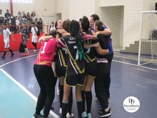 
<a style='margin-left: 5px;' class='btn btn-xs btn-social btn-facebook' href='https://www.facebook.com/sharer/sharer.php?u=https://www.boladovale.com.br/imgs/800-800-90/conteudo/fotos/1887/img9999-348.jpg' rel='popup' data-width='500' data-height='400'><i class='fa fa-facebook'></i>Compartilhar <span class='hidden-xs'>no Facebook</span>
</a> 
<a class='btn btn-default btn-xs' target='_blank' href='imgs/800-800-90/conteudo/fotos/1887/img9999-348.jpg'>
<span class='glyphicon glyphicon-cloud-download'></span> Salvar
</a> 
<span></span>