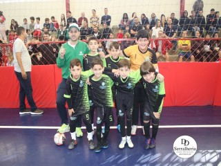
<a style='margin-left: 5px;' class='btn btn-xs btn-social btn-facebook' href='https://www.facebook.com/sharer/sharer.php?u=https://www.boladovale.com.br/imgs/800-800-90/conteudo/fotos/1888/img9750.jpg' rel='popup' data-width='500' data-height='400'><i class='fa fa-facebook'></i>Compartilhar <span class='hidden-xs'>no Facebook</span>
</a> 
<a class='btn btn-default btn-xs' target='_blank' href='imgs/800-800-90/conteudo/fotos/1888/img9750.jpg'>
<span class='glyphicon glyphicon-cloud-download'></span> Salvar
</a> 
<span></span>