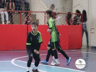
<a style='margin-left: 5px;' class='btn btn-xs btn-social btn-facebook' href='https://www.facebook.com/sharer/sharer.php?u=https://www.boladovale.com.br/imgs/800-800-90/conteudo/fotos/1888/img9825.jpg' rel='popup' data-width='500' data-height='400'><i class='fa fa-facebook'></i>Compartilhar <span class='hidden-xs'>no Facebook</span>
</a> 
<a class='btn btn-default btn-xs' target='_blank' href='imgs/800-800-90/conteudo/fotos/1888/img9825.jpg'>
<span class='glyphicon glyphicon-cloud-download'></span> Salvar
</a> 
<span></span>