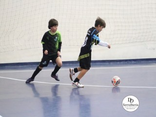 
<a style='margin-left: 5px;' class='btn btn-xs btn-social btn-facebook' href='https://www.facebook.com/sharer/sharer.php?u=https://www.boladovale.com.br/imgs/800-800-90/conteudo/fotos/1888/img9851.jpg' rel='popup' data-width='500' data-height='400'><i class='fa fa-facebook'></i>Compartilhar <span class='hidden-xs'>no Facebook</span>
</a> 
<a class='btn btn-default btn-xs' target='_blank' href='imgs/800-800-90/conteudo/fotos/1888/img9851.jpg'>
<span class='glyphicon glyphicon-cloud-download'></span> Salvar
</a> 
<span></span>