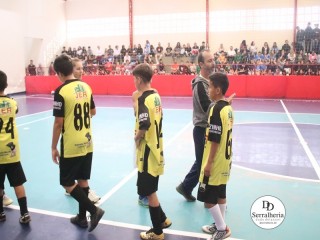 
<a style='margin-left: 5px;' class='btn btn-xs btn-social btn-facebook' href='https://www.facebook.com/sharer/sharer.php?u=https://www.boladovale.com.br/imgs/800-800-90/conteudo/fotos/1889/img9999-100.jpg' rel='popup' data-width='500' data-height='400'><i class='fa fa-facebook'></i>Compartilhar <span class='hidden-xs'>no Facebook</span>
</a> 
<a class='btn btn-default btn-xs' target='_blank' href='imgs/800-800-90/conteudo/fotos/1889/img9999-100.jpg'>
<span class='glyphicon glyphicon-cloud-download'></span> Salvar
</a> 
<span></span>
