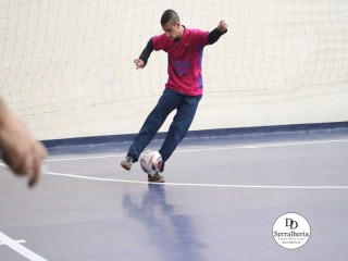 
<a style='margin-left: 5px;' class='btn btn-xs btn-social btn-facebook' href='https://www.facebook.com/sharer/sharer.php?u=https://www.boladovale.com.br/imgs/800-800-90/conteudo/fotos/1889/img9999-20.jpg' rel='popup' data-width='500' data-height='400'><i class='fa fa-facebook'></i>Compartilhar <span class='hidden-xs'>no Facebook</span>
</a> 
<a class='btn btn-default btn-xs' target='_blank' href='imgs/800-800-90/conteudo/fotos/1889/img9999-20.jpg'>
<span class='glyphicon glyphicon-cloud-download'></span> Salvar
</a> 
<span></span>