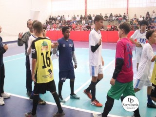 
<a style='margin-left: 5px;' class='btn btn-xs btn-social btn-facebook' href='https://www.facebook.com/sharer/sharer.php?u=https://www.boladovale.com.br/imgs/800-800-90/conteudo/fotos/1889/img9999-93.jpg' rel='popup' data-width='500' data-height='400'><i class='fa fa-facebook'></i>Compartilhar <span class='hidden-xs'>no Facebook</span>
</a> 
<a class='btn btn-default btn-xs' target='_blank' href='imgs/800-800-90/conteudo/fotos/1889/img9999-93.jpg'>
<span class='glyphicon glyphicon-cloud-download'></span> Salvar
</a> 
<span></span>