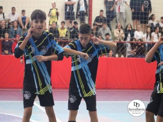 
<a style='margin-left: 5px;' class='btn btn-xs btn-social btn-facebook' href='https://www.facebook.com/sharer/sharer.php?u=https://www.boladovale.com.br/imgs/800-800-90/conteudo/fotos/1890/img9999-204.jpg' rel='popup' data-width='500' data-height='400'><i class='fa fa-facebook'></i>Compartilhar <span class='hidden-xs'>no Facebook</span>
</a> 
<a class='btn btn-default btn-xs' target='_blank' href='imgs/800-800-90/conteudo/fotos/1890/img9999-204.jpg'>
<span class='glyphicon glyphicon-cloud-download'></span> Salvar
</a> 
<span></span>