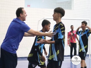 
<a style='margin-left: 5px;' class='btn btn-xs btn-social btn-facebook' href='https://www.facebook.com/sharer/sharer.php?u=https://www.boladovale.com.br/imgs/800-800-90/conteudo/fotos/1890/img9999-227.jpg' rel='popup' data-width='500' data-height='400'><i class='fa fa-facebook'></i>Compartilhar <span class='hidden-xs'>no Facebook</span>
</a> 
<a class='btn btn-default btn-xs' target='_blank' href='imgs/800-800-90/conteudo/fotos/1890/img9999-227.jpg'>
<span class='glyphicon glyphicon-cloud-download'></span> Salvar
</a> 
<span></span>