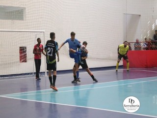 
<a style='margin-left: 5px;' class='btn btn-xs btn-social btn-facebook' href='https://www.facebook.com/sharer/sharer.php?u=https://www.boladovale.com.br/imgs/800-800-90/conteudo/fotos/1890/img9999-233.jpg' rel='popup' data-width='500' data-height='400'><i class='fa fa-facebook'></i>Compartilhar <span class='hidden-xs'>no Facebook</span>
</a> 
<a class='btn btn-default btn-xs' target='_blank' href='imgs/800-800-90/conteudo/fotos/1890/img9999-233.jpg'>
<span class='glyphicon glyphicon-cloud-download'></span> Salvar
</a> 
<span></span>