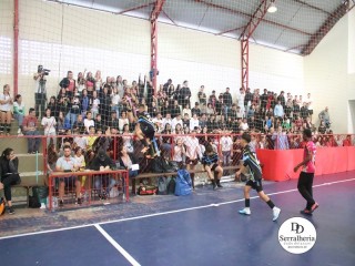 
<a style='margin-left: 5px;' class='btn btn-xs btn-social btn-facebook' href='https://www.facebook.com/sharer/sharer.php?u=https://www.boladovale.com.br/imgs/800-800-90/conteudo/fotos/1890/img9999-242.jpg' rel='popup' data-width='500' data-height='400'><i class='fa fa-facebook'></i>Compartilhar <span class='hidden-xs'>no Facebook</span>
</a> 
<a class='btn btn-default btn-xs' target='_blank' href='imgs/800-800-90/conteudo/fotos/1890/img9999-242.jpg'>
<span class='glyphicon glyphicon-cloud-download'></span> Salvar
</a> 
<span></span>