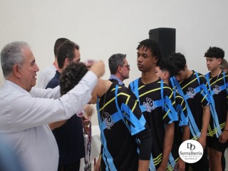 
<a style='margin-left: 5px;' class='btn btn-xs btn-social btn-facebook' href='https://www.facebook.com/sharer/sharer.php?u=https://www.boladovale.com.br/imgs/800-800-90/conteudo/fotos/1892/img9999-529.jpg' rel='popup' data-width='500' data-height='400'><i class='fa fa-facebook'></i>Compartilhar <span class='hidden-xs'>no Facebook</span>
</a> 
<a class='btn btn-default btn-xs' target='_blank' href='imgs/800-800-90/conteudo/fotos/1892/img9999-529.jpg'>
<span class='glyphicon glyphicon-cloud-download'></span> Salvar
</a> 
<span></span>