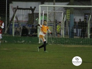 
<a style='margin-left: 5px;' class='btn btn-xs btn-social btn-facebook' href='https://www.facebook.com/sharer/sharer.php?u=https://www.boladovale.com.br/imgs/800-800-90/conteudo/fotos/1893/img0883.jpg' rel='popup' data-width='500' data-height='400'><i class='fa fa-facebook'></i>Compartilhar <span class='hidden-xs'>no Facebook</span>
</a> 
<a class='btn btn-default btn-xs' target='_blank' href='imgs/800-800-90/conteudo/fotos/1893/img0883.jpg'>
<span class='glyphicon glyphicon-cloud-download'></span> Salvar
</a> 
<span></span>