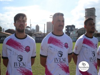 
<a style='margin-left: 5px;' class='btn btn-xs btn-social btn-facebook' href='https://www.facebook.com/sharer/sharer.php?u=https://www.boladovale.com.br/imgs/800-800-90/conteudo/fotos/1895/img1758.jpg' rel='popup' data-width='500' data-height='400'><i class='fa fa-facebook'></i>Compartilhar <span class='hidden-xs'>no Facebook</span>
</a> 
<a class='btn btn-default btn-xs' target='_blank' href='imgs/800-800-90/conteudo/fotos/1895/img1758.jpg'>
<span class='glyphicon glyphicon-cloud-download'></span> Salvar
</a> 
<span></span>
