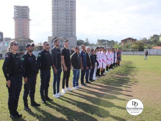 
<a style='margin-left: 5px;' class='btn btn-xs btn-social btn-facebook' href='https://www.facebook.com/sharer/sharer.php?u=https://www.boladovale.com.br/imgs/800-800-90/conteudo/fotos/1895/img1769.jpg' rel='popup' data-width='500' data-height='400'><i class='fa fa-facebook'></i>Compartilhar <span class='hidden-xs'>no Facebook</span>
</a> 
<a class='btn btn-default btn-xs' target='_blank' href='imgs/800-800-90/conteudo/fotos/1895/img1769.jpg'>
<span class='glyphicon glyphicon-cloud-download'></span> Salvar
</a> 
<span></span>