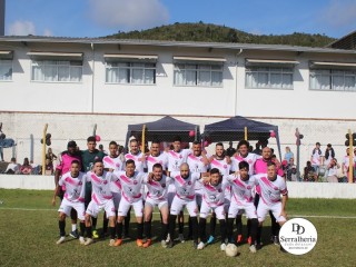 
<a style='margin-left: 5px;' class='btn btn-xs btn-social btn-facebook' href='https://www.facebook.com/sharer/sharer.php?u=https://www.boladovale.com.br/imgs/800-800-90/conteudo/fotos/1895/img1786.jpg' rel='popup' data-width='500' data-height='400'><i class='fa fa-facebook'></i>Compartilhar <span class='hidden-xs'>no Facebook</span>
</a> 
<a class='btn btn-default btn-xs' target='_blank' href='imgs/800-800-90/conteudo/fotos/1895/img1786.jpg'>
<span class='glyphicon glyphicon-cloud-download'></span> Salvar
</a> 
<span></span>