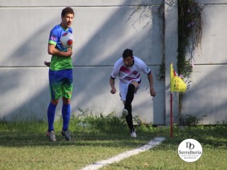 
<a style='margin-left: 5px;' class='btn btn-xs btn-social btn-facebook' href='https://www.facebook.com/sharer/sharer.php?u=https://www.boladovale.com.br/imgs/800-800-90/conteudo/fotos/1895/img1842.jpg' rel='popup' data-width='500' data-height='400'><i class='fa fa-facebook'></i>Compartilhar <span class='hidden-xs'>no Facebook</span>
</a> 
<a class='btn btn-default btn-xs' target='_blank' href='imgs/800-800-90/conteudo/fotos/1895/img1842.jpg'>
<span class='glyphicon glyphicon-cloud-download'></span> Salvar
</a> 
<span></span>