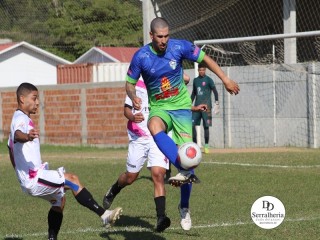 
<a style='margin-left: 5px;' class='btn btn-xs btn-social btn-facebook' href='https://www.facebook.com/sharer/sharer.php?u=https://www.boladovale.com.br/imgs/800-800-90/conteudo/fotos/1895/img1869.jpg' rel='popup' data-width='500' data-height='400'><i class='fa fa-facebook'></i>Compartilhar <span class='hidden-xs'>no Facebook</span>
</a> 
<a class='btn btn-default btn-xs' target='_blank' href='imgs/800-800-90/conteudo/fotos/1895/img1869.jpg'>
<span class='glyphicon glyphicon-cloud-download'></span> Salvar
</a> 
<span></span>