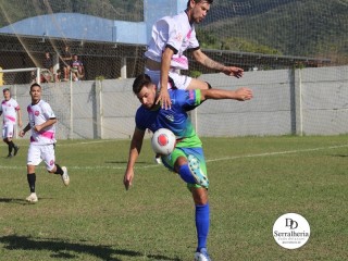 
<a style='margin-left: 5px;' class='btn btn-xs btn-social btn-facebook' href='https://www.facebook.com/sharer/sharer.php?u=https://www.boladovale.com.br/imgs/800-800-90/conteudo/fotos/1895/img1879.jpg' rel='popup' data-width='500' data-height='400'><i class='fa fa-facebook'></i>Compartilhar <span class='hidden-xs'>no Facebook</span>
</a> 
<a class='btn btn-default btn-xs' target='_blank' href='imgs/800-800-90/conteudo/fotos/1895/img1879.jpg'>
<span class='glyphicon glyphicon-cloud-download'></span> Salvar
</a> 
<span></span>