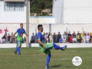 
<a style='margin-left: 5px;' class='btn btn-xs btn-social btn-facebook' href='https://www.facebook.com/sharer/sharer.php?u=https://www.boladovale.com.br/imgs/800-800-90/conteudo/fotos/1895/img1913.jpg' rel='popup' data-width='500' data-height='400'><i class='fa fa-facebook'></i>Compartilhar <span class='hidden-xs'>no Facebook</span>
</a> 
<a class='btn btn-default btn-xs' target='_blank' href='imgs/800-800-90/conteudo/fotos/1895/img1913.jpg'>
<span class='glyphicon glyphicon-cloud-download'></span> Salvar
</a> 
<span></span>