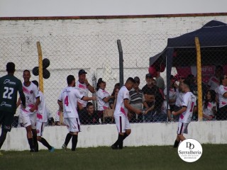 
<a style='margin-left: 5px;' class='btn btn-xs btn-social btn-facebook' href='https://www.facebook.com/sharer/sharer.php?u=https://www.boladovale.com.br/imgs/800-800-90/conteudo/fotos/1895/img1975.jpg' rel='popup' data-width='500' data-height='400'><i class='fa fa-facebook'></i>Compartilhar <span class='hidden-xs'>no Facebook</span>
</a> 
<a class='btn btn-default btn-xs' target='_blank' href='imgs/800-800-90/conteudo/fotos/1895/img1975.jpg'>
<span class='glyphicon glyphicon-cloud-download'></span> Salvar
</a> 
<span></span>