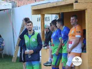 
<a style='margin-left: 5px;' class='btn btn-xs btn-social btn-facebook' href='https://www.facebook.com/sharer/sharer.php?u=https://www.boladovale.com.br/imgs/800-800-90/conteudo/fotos/1895/img1987.jpg' rel='popup' data-width='500' data-height='400'><i class='fa fa-facebook'></i>Compartilhar <span class='hidden-xs'>no Facebook</span>
</a> 
<a class='btn btn-default btn-xs' target='_blank' href='imgs/800-800-90/conteudo/fotos/1895/img1987.jpg'>
<span class='glyphicon glyphicon-cloud-download'></span> Salvar
</a> 
<span></span>