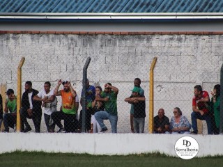 
<a style='margin-left: 5px;' class='btn btn-xs btn-social btn-facebook' href='https://www.facebook.com/sharer/sharer.php?u=https://www.boladovale.com.br/imgs/800-800-90/conteudo/fotos/1895/img2027.jpg' rel='popup' data-width='500' data-height='400'><i class='fa fa-facebook'></i>Compartilhar <span class='hidden-xs'>no Facebook</span>
</a> 
<a class='btn btn-default btn-xs' target='_blank' href='imgs/800-800-90/conteudo/fotos/1895/img2027.jpg'>
<span class='glyphicon glyphicon-cloud-download'></span> Salvar
</a> 
<span></span>