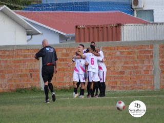 
<a style='margin-left: 5px;' class='btn btn-xs btn-social btn-facebook' href='https://www.facebook.com/sharer/sharer.php?u=https://www.boladovale.com.br/imgs/800-800-90/conteudo/fotos/1895/img2040.jpg' rel='popup' data-width='500' data-height='400'><i class='fa fa-facebook'></i>Compartilhar <span class='hidden-xs'>no Facebook</span>
</a> 
<a class='btn btn-default btn-xs' target='_blank' href='imgs/800-800-90/conteudo/fotos/1895/img2040.jpg'>
<span class='glyphicon glyphicon-cloud-download'></span> Salvar
</a> 
<span></span>