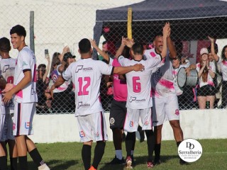 
<a style='margin-left: 5px;' class='btn btn-xs btn-social btn-facebook' href='https://www.facebook.com/sharer/sharer.php?u=https://www.boladovale.com.br/imgs/800-800-90/conteudo/fotos/1895/img2118.jpg' rel='popup' data-width='500' data-height='400'><i class='fa fa-facebook'></i>Compartilhar <span class='hidden-xs'>no Facebook</span>
</a> 
<a class='btn btn-default btn-xs' target='_blank' href='imgs/800-800-90/conteudo/fotos/1895/img2118.jpg'>
<span class='glyphicon glyphicon-cloud-download'></span> Salvar
</a> 
<span></span>