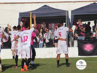 
<a style='margin-left: 5px;' class='btn btn-xs btn-social btn-facebook' href='https://www.facebook.com/sharer/sharer.php?u=https://www.boladovale.com.br/imgs/800-800-90/conteudo/fotos/1895/img2120.jpg' rel='popup' data-width='500' data-height='400'><i class='fa fa-facebook'></i>Compartilhar <span class='hidden-xs'>no Facebook</span>
</a> 
<a class='btn btn-default btn-xs' target='_blank' href='imgs/800-800-90/conteudo/fotos/1895/img2120.jpg'>
<span class='glyphicon glyphicon-cloud-download'></span> Salvar
</a> 
<span></span>