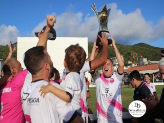 
<a style='margin-left: 5px;' class='btn btn-xs btn-social btn-facebook' href='https://www.facebook.com/sharer/sharer.php?u=https://www.boladovale.com.br/imgs/800-800-90/conteudo/fotos/1895/img2172.jpg' rel='popup' data-width='500' data-height='400'><i class='fa fa-facebook'></i>Compartilhar <span class='hidden-xs'>no Facebook</span>
</a> 
<a class='btn btn-default btn-xs' target='_blank' href='imgs/800-800-90/conteudo/fotos/1895/img2172.jpg'>
<span class='glyphicon glyphicon-cloud-download'></span> Salvar
</a> 
<span></span>