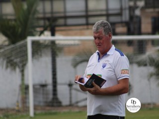 
<a style='margin-left: 5px;' class='btn btn-xs btn-social btn-facebook' href='https://www.facebook.com/sharer/sharer.php?u=https://www.boladovale.com.br/imgs/800-800-90/conteudo/fotos/1896/img2316.jpg' rel='popup' data-width='500' data-height='400'><i class='fa fa-facebook'></i>Compartilhar <span class='hidden-xs'>no Facebook</span>
</a> 
<a class='btn btn-default btn-xs' target='_blank' href='imgs/800-800-90/conteudo/fotos/1896/img2316.jpg'>
<span class='glyphicon glyphicon-cloud-download'></span> Salvar
</a> 
<span></span>