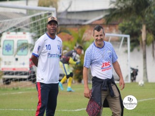 
<a style='margin-left: 5px;' class='btn btn-xs btn-social btn-facebook' href='https://www.facebook.com/sharer/sharer.php?u=https://www.boladovale.com.br/imgs/800-800-90/conteudo/fotos/1896/img2365.jpg' rel='popup' data-width='500' data-height='400'><i class='fa fa-facebook'></i>Compartilhar <span class='hidden-xs'>no Facebook</span>
</a> 
<a class='btn btn-default btn-xs' target='_blank' href='imgs/800-800-90/conteudo/fotos/1896/img2365.jpg'>
<span class='glyphicon glyphicon-cloud-download'></span> Salvar
</a> 
<span></span>