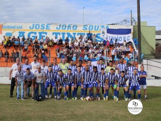 
<a style='margin-left: 5px;' class='btn btn-xs btn-social btn-facebook' href='https://www.facebook.com/sharer/sharer.php?u=https://www.boladovale.com.br/imgs/800-800-90/conteudo/fotos/1896/img2399.jpg' rel='popup' data-width='500' data-height='400'><i class='fa fa-facebook'></i>Compartilhar <span class='hidden-xs'>no Facebook</span>
</a> 
<a class='btn btn-default btn-xs' target='_blank' href='imgs/800-800-90/conteudo/fotos/1896/img2399.jpg'>
<span class='glyphicon glyphicon-cloud-download'></span> Salvar
</a> 
<span></span>