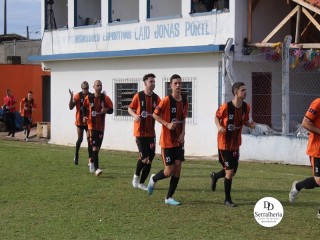 
<a style='margin-left: 5px;' class='btn btn-xs btn-social btn-facebook' href='https://www.facebook.com/sharer/sharer.php?u=https://www.boladovale.com.br/imgs/800-800-90/conteudo/fotos/1896/img2406.jpg' rel='popup' data-width='500' data-height='400'><i class='fa fa-facebook'></i>Compartilhar <span class='hidden-xs'>no Facebook</span>
</a> 
<a class='btn btn-default btn-xs' target='_blank' href='imgs/800-800-90/conteudo/fotos/1896/img2406.jpg'>
<span class='glyphicon glyphicon-cloud-download'></span> Salvar
</a> 
<span></span>