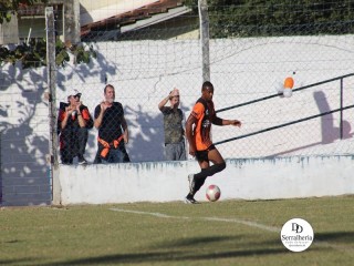 
<a style='margin-left: 5px;' class='btn btn-xs btn-social btn-facebook' href='https://www.facebook.com/sharer/sharer.php?u=https://www.boladovale.com.br/imgs/800-800-90/conteudo/fotos/1896/img2496.jpg' rel='popup' data-width='500' data-height='400'><i class='fa fa-facebook'></i>Compartilhar <span class='hidden-xs'>no Facebook</span>
</a> 
<a class='btn btn-default btn-xs' target='_blank' href='imgs/800-800-90/conteudo/fotos/1896/img2496.jpg'>
<span class='glyphicon glyphicon-cloud-download'></span> Salvar
</a> 
<span></span>