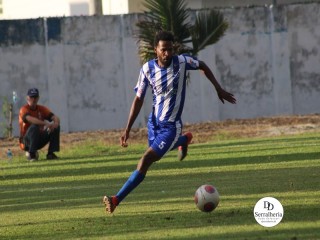 
<a style='margin-left: 5px;' class='btn btn-xs btn-social btn-facebook' href='https://www.facebook.com/sharer/sharer.php?u=https://www.boladovale.com.br/imgs/800-800-90/conteudo/fotos/1896/img2553.jpg' rel='popup' data-width='500' data-height='400'><i class='fa fa-facebook'></i>Compartilhar <span class='hidden-xs'>no Facebook</span>
</a> 
<a class='btn btn-default btn-xs' target='_blank' href='imgs/800-800-90/conteudo/fotos/1896/img2553.jpg'>
<span class='glyphicon glyphicon-cloud-download'></span> Salvar
</a> 
<span></span>