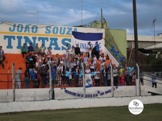 
<a style='margin-left: 5px;' class='btn btn-xs btn-social btn-facebook' href='https://www.facebook.com/sharer/sharer.php?u=https://www.boladovale.com.br/imgs/800-800-90/conteudo/fotos/1896/img2631.jpg' rel='popup' data-width='500' data-height='400'><i class='fa fa-facebook'></i>Compartilhar <span class='hidden-xs'>no Facebook</span>
</a> 
<a class='btn btn-default btn-xs' target='_blank' href='imgs/800-800-90/conteudo/fotos/1896/img2631.jpg'>
<span class='glyphicon glyphicon-cloud-download'></span> Salvar
</a> 
<span></span>