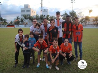 
<a style='margin-left: 5px;' class='btn btn-xs btn-social btn-facebook' href='https://www.facebook.com/sharer/sharer.php?u=https://www.boladovale.com.br/imgs/800-800-90/conteudo/fotos/1896/img2642.jpg' rel='popup' data-width='500' data-height='400'><i class='fa fa-facebook'></i>Compartilhar <span class='hidden-xs'>no Facebook</span>
</a> 
<a class='btn btn-default btn-xs' target='_blank' href='imgs/800-800-90/conteudo/fotos/1896/img2642.jpg'>
<span class='glyphicon glyphicon-cloud-download'></span> Salvar
</a> 
<span></span>