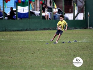 
<a style='margin-left: 5px;' class='btn btn-xs btn-social btn-facebook' href='https://www.facebook.com/sharer/sharer.php?u=https://www.boladovale.com.br/imgs/800-800-90/conteudo/fotos/1898/img2650.jpg' rel='popup' data-width='500' data-height='400'><i class='fa fa-facebook'></i>Compartilhar <span class='hidden-xs'>no Facebook</span>
</a> 
<a class='btn btn-default btn-xs' target='_blank' href='imgs/800-800-90/conteudo/fotos/1898/img2650.jpg'>
<span class='glyphicon glyphicon-cloud-download'></span> Salvar
</a> 
<span></span>