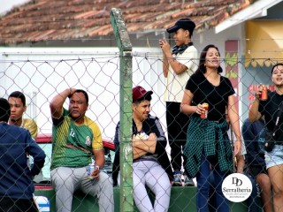 
<a style='margin-left: 5px;' class='btn btn-xs btn-social btn-facebook' href='https://www.facebook.com/sharer/sharer.php?u=https://www.boladovale.com.br/imgs/800-800-90/conteudo/fotos/1898/img2688.jpg' rel='popup' data-width='500' data-height='400'><i class='fa fa-facebook'></i>Compartilhar <span class='hidden-xs'>no Facebook</span>
</a> 
<a class='btn btn-default btn-xs' target='_blank' href='imgs/800-800-90/conteudo/fotos/1898/img2688.jpg'>
<span class='glyphicon glyphicon-cloud-download'></span> Salvar
</a> 
<span></span>
