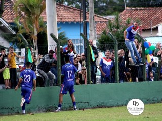 
<a style='margin-left: 5px;' class='btn btn-xs btn-social btn-facebook' href='https://www.facebook.com/sharer/sharer.php?u=https://www.boladovale.com.br/imgs/800-800-90/conteudo/fotos/1898/img2751.jpg' rel='popup' data-width='500' data-height='400'><i class='fa fa-facebook'></i>Compartilhar <span class='hidden-xs'>no Facebook</span>
</a> 
<a class='btn btn-default btn-xs' target='_blank' href='imgs/800-800-90/conteudo/fotos/1898/img2751.jpg'>
<span class='glyphicon glyphicon-cloud-download'></span> Salvar
</a> 
<span></span>