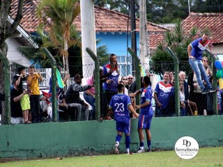 
<a style='margin-left: 5px;' class='btn btn-xs btn-social btn-facebook' href='https://www.facebook.com/sharer/sharer.php?u=https://www.boladovale.com.br/imgs/800-800-90/conteudo/fotos/1898/img2752.jpg' rel='popup' data-width='500' data-height='400'><i class='fa fa-facebook'></i>Compartilhar <span class='hidden-xs'>no Facebook</span>
</a> 
<a class='btn btn-default btn-xs' target='_blank' href='imgs/800-800-90/conteudo/fotos/1898/img2752.jpg'>
<span class='glyphicon glyphicon-cloud-download'></span> Salvar
</a> 
<span></span>