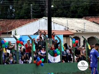 
<a style='margin-left: 5px;' class='btn btn-xs btn-social btn-facebook' href='https://www.facebook.com/sharer/sharer.php?u=https://www.boladovale.com.br/imgs/800-800-90/conteudo/fotos/1898/img2760.jpg' rel='popup' data-width='500' data-height='400'><i class='fa fa-facebook'></i>Compartilhar <span class='hidden-xs'>no Facebook</span>
</a> 
<a class='btn btn-default btn-xs' target='_blank' href='imgs/800-800-90/conteudo/fotos/1898/img2760.jpg'>
<span class='glyphicon glyphicon-cloud-download'></span> Salvar
</a> 
<span></span>
