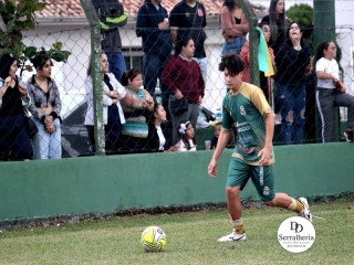 
<a style='margin-left: 5px;' class='btn btn-xs btn-social btn-facebook' href='https://www.facebook.com/sharer/sharer.php?u=https://www.boladovale.com.br/imgs/800-800-90/conteudo/fotos/1898/img2978.jpg' rel='popup' data-width='500' data-height='400'><i class='fa fa-facebook'></i>Compartilhar <span class='hidden-xs'>no Facebook</span>
</a> 
<a class='btn btn-default btn-xs' target='_blank' href='imgs/800-800-90/conteudo/fotos/1898/img2978.jpg'>
<span class='glyphicon glyphicon-cloud-download'></span> Salvar
</a> 
<span></span>