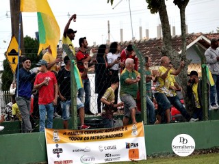
<a style='margin-left: 5px;' class='btn btn-xs btn-social btn-facebook' href='https://www.facebook.com/sharer/sharer.php?u=https://www.boladovale.com.br/imgs/800-800-90/conteudo/fotos/1898/img3061.jpg' rel='popup' data-width='500' data-height='400'><i class='fa fa-facebook'></i>Compartilhar <span class='hidden-xs'>no Facebook</span>
</a> 
<a class='btn btn-default btn-xs' target='_blank' href='imgs/800-800-90/conteudo/fotos/1898/img3061.jpg'>
<span class='glyphicon glyphicon-cloud-download'></span> Salvar
</a> 
<span></span>
