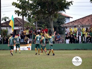 
<a style='margin-left: 5px;' class='btn btn-xs btn-social btn-facebook' href='https://www.facebook.com/sharer/sharer.php?u=https://www.boladovale.com.br/imgs/800-800-90/conteudo/fotos/1898/img3066.jpg' rel='popup' data-width='500' data-height='400'><i class='fa fa-facebook'></i>Compartilhar <span class='hidden-xs'>no Facebook</span>
</a> 
<a class='btn btn-default btn-xs' target='_blank' href='imgs/800-800-90/conteudo/fotos/1898/img3066.jpg'>
<span class='glyphicon glyphicon-cloud-download'></span> Salvar
</a> 
<span></span>
