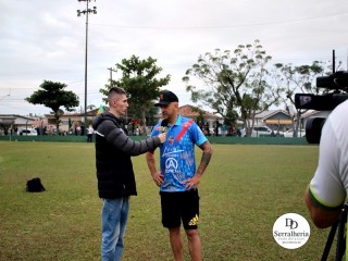 
<a style='margin-left: 5px;' class='btn btn-xs btn-social btn-facebook' href='https://www.facebook.com/sharer/sharer.php?u=https://www.boladovale.com.br/imgs/800-800-90/conteudo/fotos/1898/img3081.jpg' rel='popup' data-width='500' data-height='400'><i class='fa fa-facebook'></i>Compartilhar <span class='hidden-xs'>no Facebook</span>
</a> 
<a class='btn btn-default btn-xs' target='_blank' href='imgs/800-800-90/conteudo/fotos/1898/img3081.jpg'>
<span class='glyphicon glyphicon-cloud-download'></span> Salvar
</a> 
<span></span>