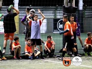 
<a style='margin-left: 5px;' class='btn btn-xs btn-social btn-facebook' href='https://www.facebook.com/sharer/sharer.php?u=https://www.boladovale.com.br/imgs/800-800-90/conteudo/fotos/1899/img3126.jpg' rel='popup' data-width='500' data-height='400'><i class='fa fa-facebook'></i>Compartilhar <span class='hidden-xs'>no Facebook</span>
</a> 
<a class='btn btn-default btn-xs' target='_blank' href='imgs/800-800-90/conteudo/fotos/1899/img3126.jpg'>
<span class='glyphicon glyphicon-cloud-download'></span> Salvar
</a> 
<span></span>